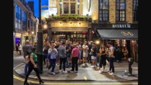 London mayor orders council to drop plan to ban new pubs and bars in Soho and West End