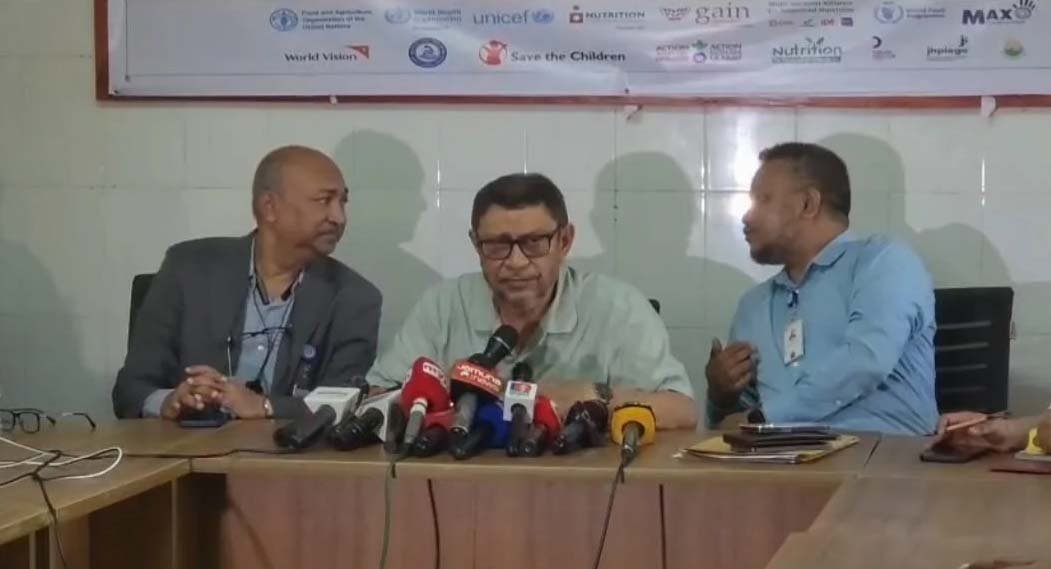 Health minister warns of strict action against irregularities in hospitals