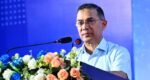 PM urges doctors not to let political affiliations affect duties