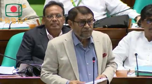 Govt to recruit nearly 11,500 doctors soon: Health Minister