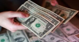 Dollar deposits push India’s forex reserves to fresh record for week ended 28 August