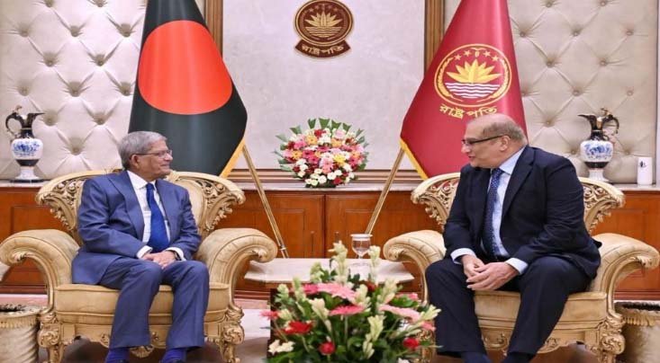 President urges strengthening trade and education ties with Pakistan