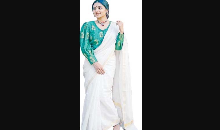 Saree & Blouse Elegance in simplicity
