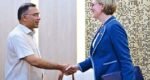 UK envoy meets PM, discusses bilateral ties